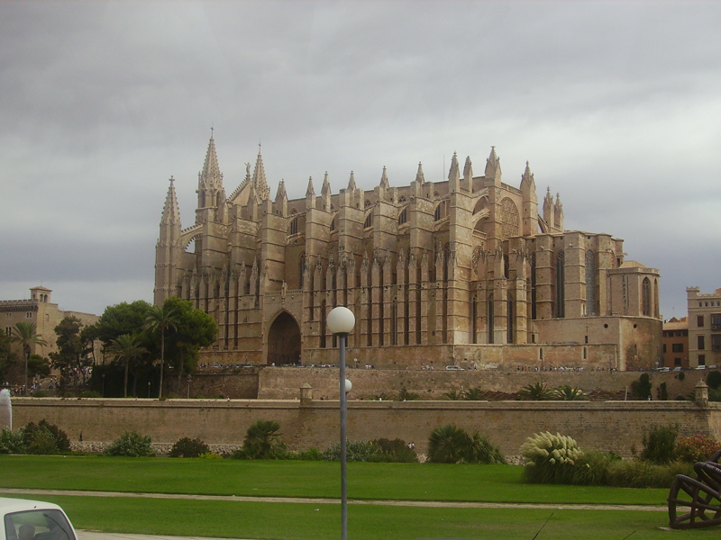 Imagen:Catedral Palma de Mallorca.jpg
